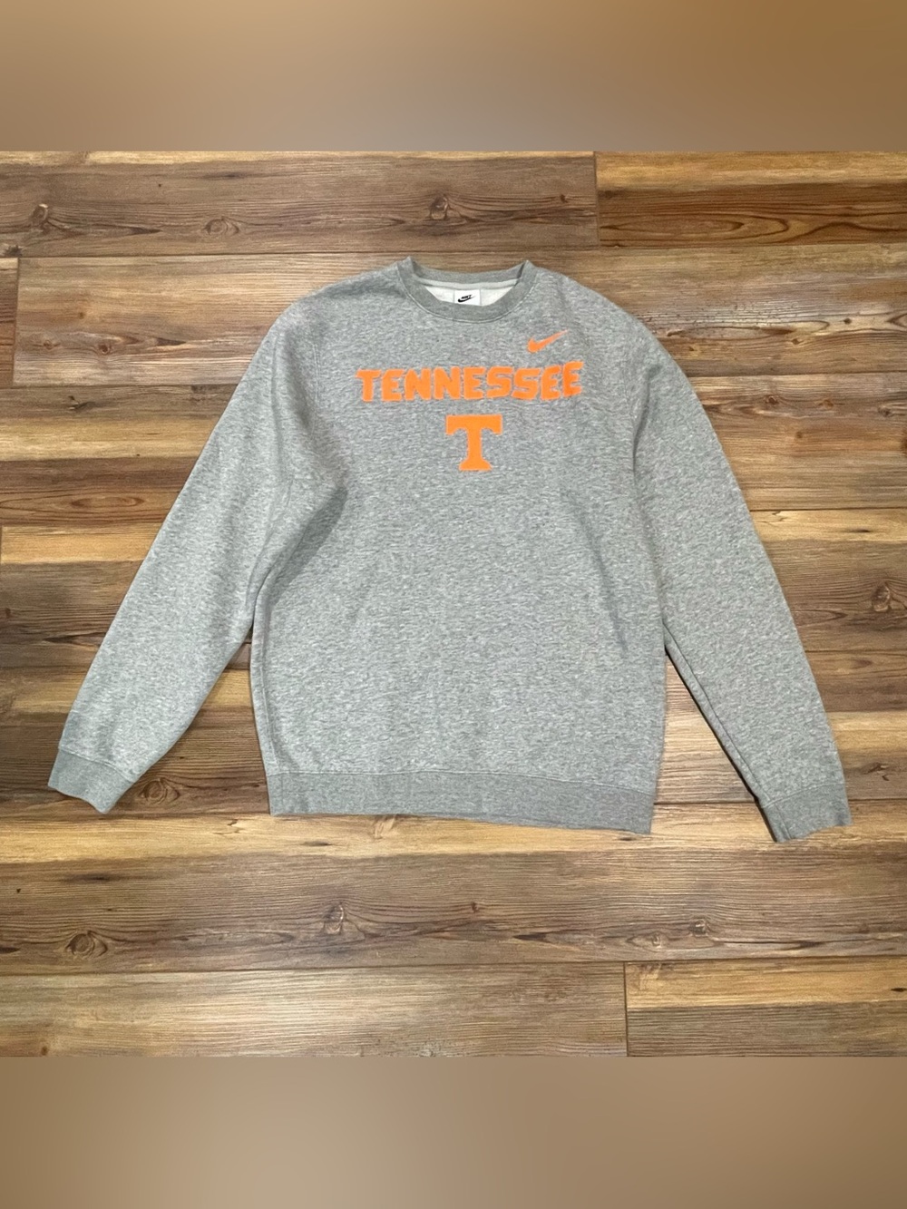 Nike University of Tennessee Crew Neck Sweatshirt Men’s Size Large Gray Game Day
